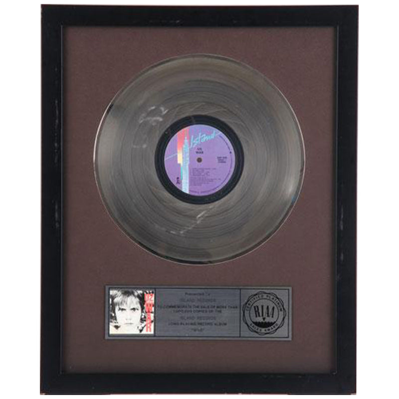 U2 - Treasure One Point Goods War Platinum Disc (Riaa Recording Industry Association Of America) / Collectable