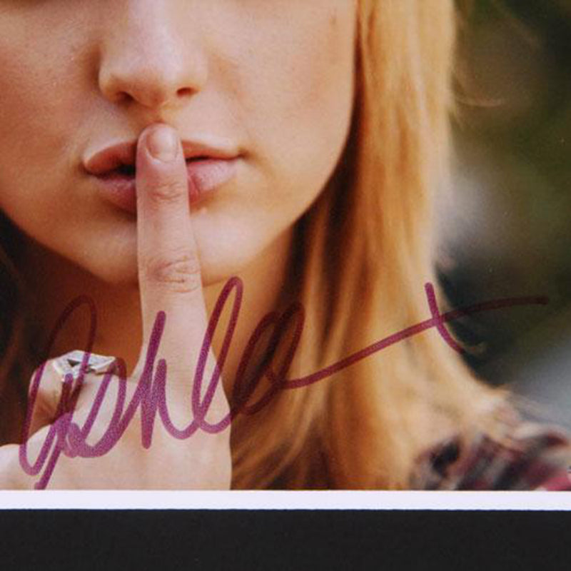 ASHLEE SIMPSON - Treasure One Point Goods Ashlee Simpson Autograph / Collectable